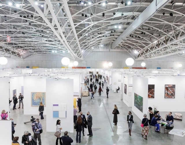 Si è aperta all’Oval del Lingotto Artissima, full immersion nel contemporaneo