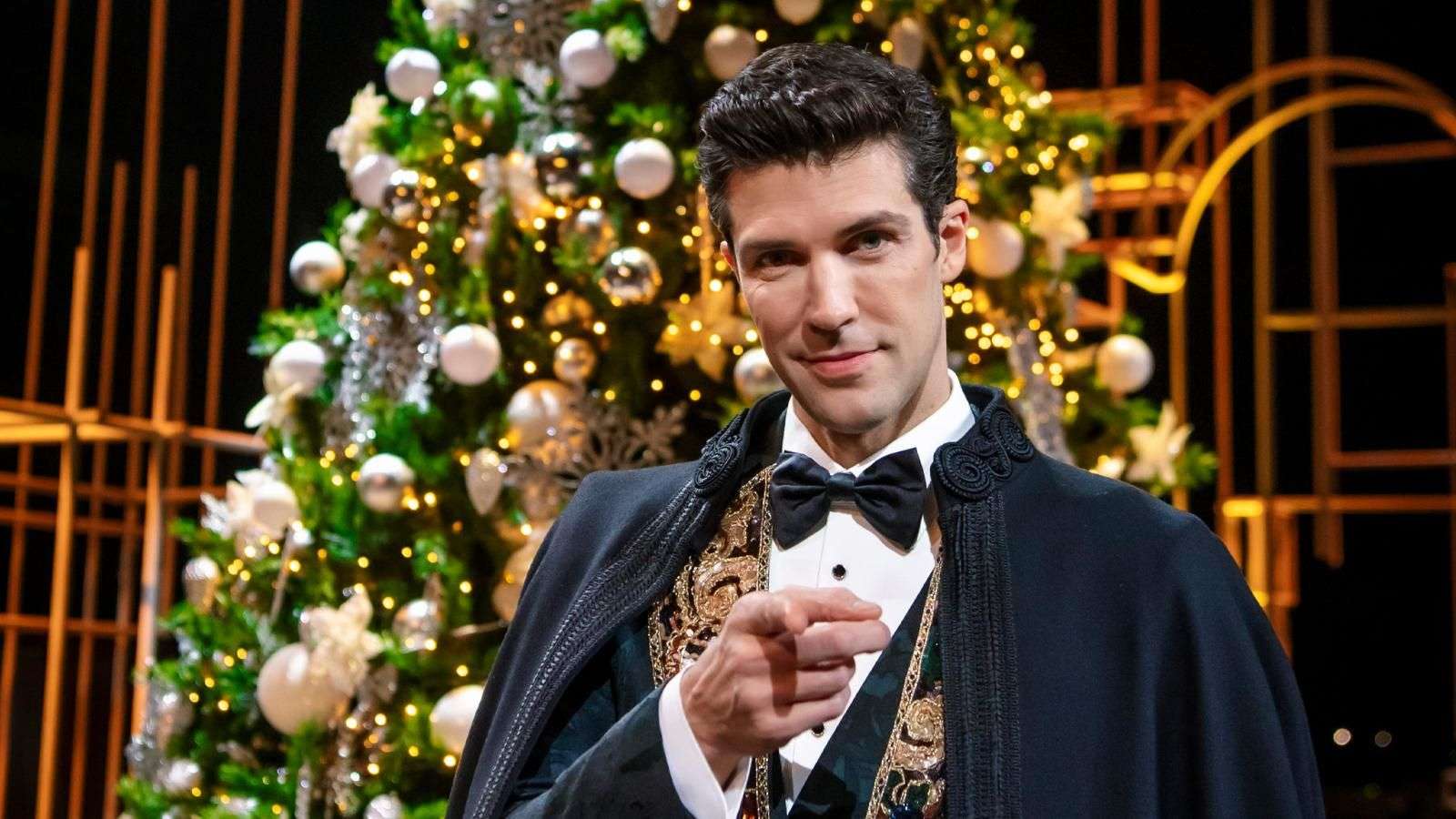 Roberto Bolle “Danza con me” il 1 gennaio. Il 2022 di Raiuno si apre puntando sullo spettacolo