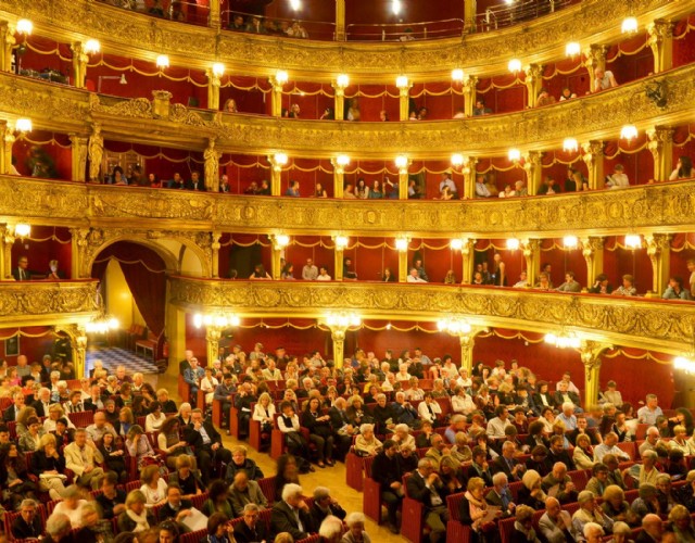 Apertura straordinaria del Carignano per la Festa del Teatro del 27 marzo