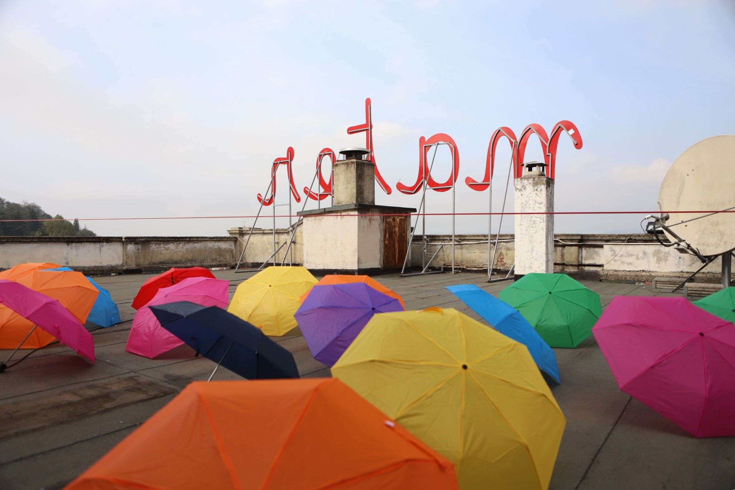 Tutto pronto in corso Giovanni Lanza per Flashback, l’arte è tutta contemporanea