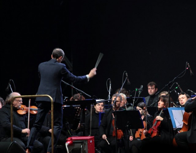 “Il sole incendia Brahms” inaugura la stagione di “One Way Together”