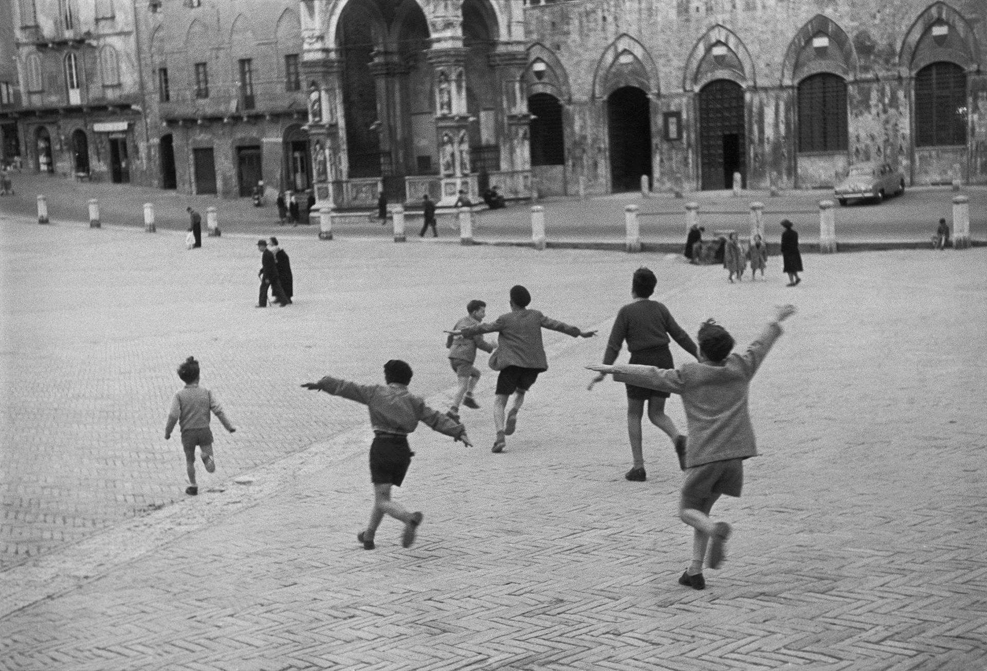 San Valentino fa rima con fotografia: ecco le mostre su Henri Cartier-Bresson e Riccardo Moncalvo