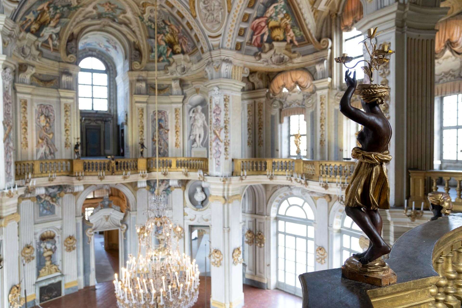 Palazzina di Caccia di Stupinigi, tornano le visite guidate degli spazi segreti