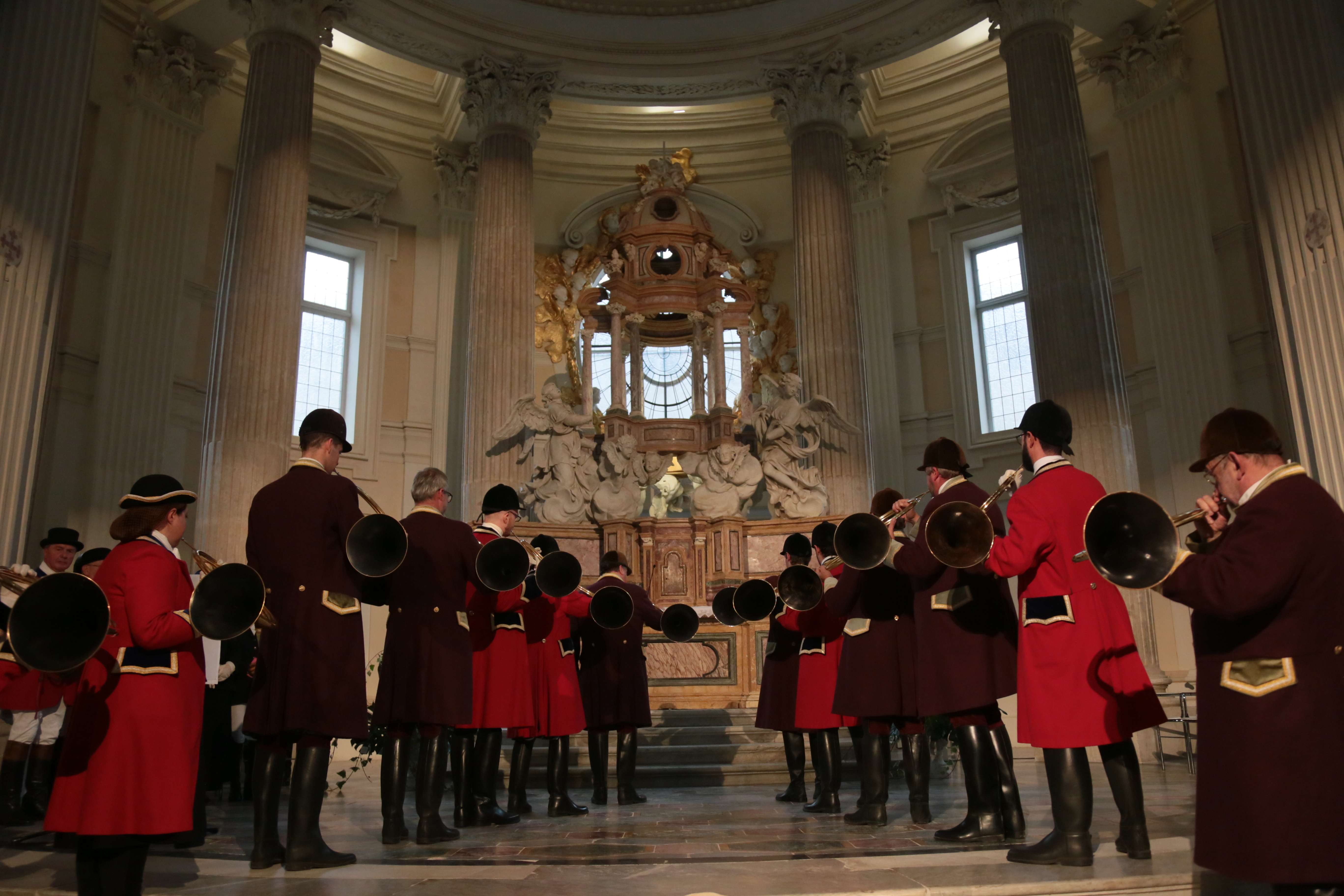 Per Sant’Uberto come ogni anno festa per cani e cacciatori alla Venaria Reale