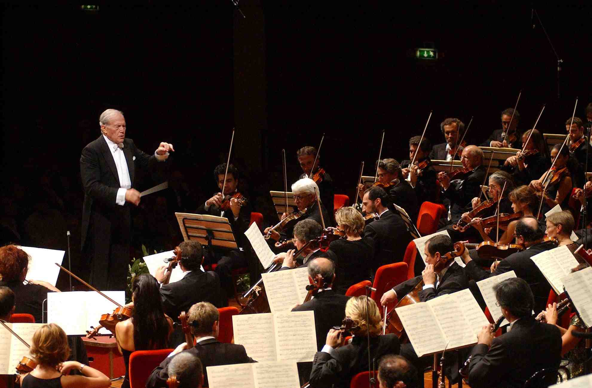 Maratona musicale in tv con sette direttori e l'Orchestra Rai